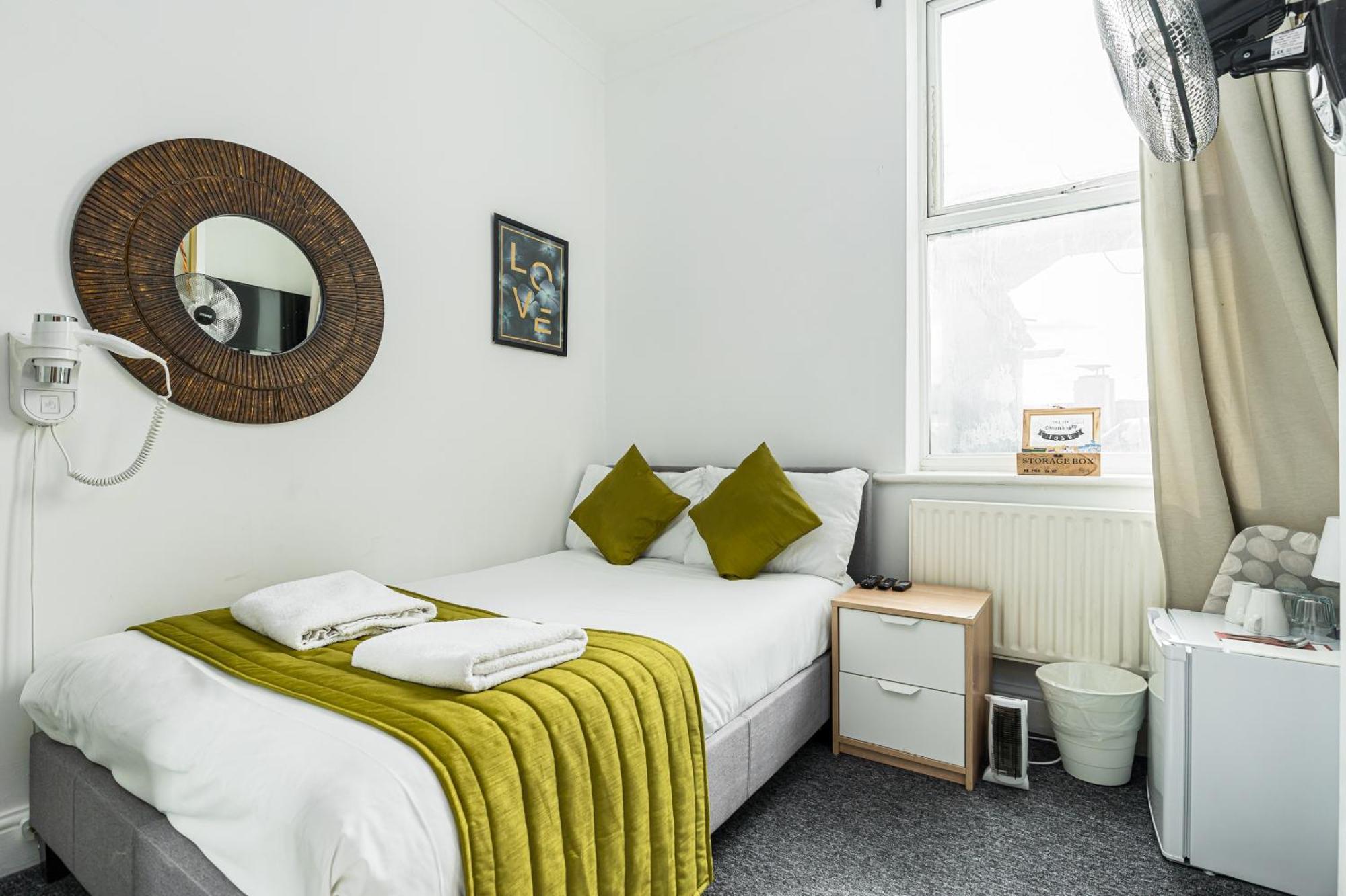 Ryam Suites London Værelse billede